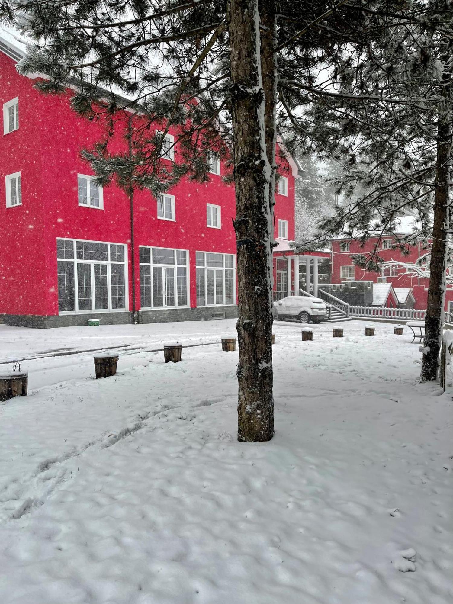 Hotel Sh & Sh Puka Kültér fotó